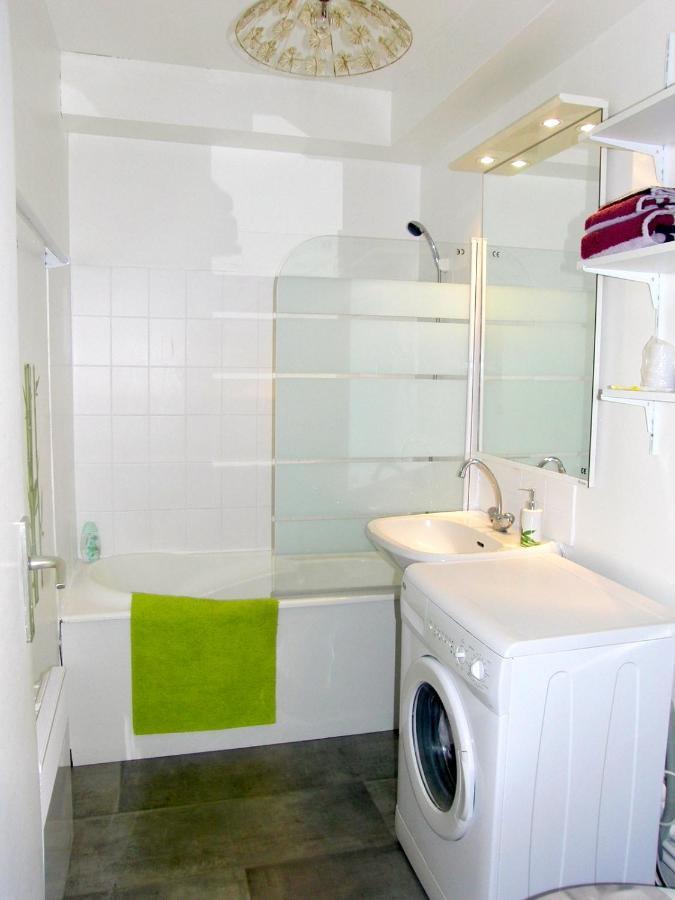 Une Petite Halte Apartment Кале Екстериор снимка