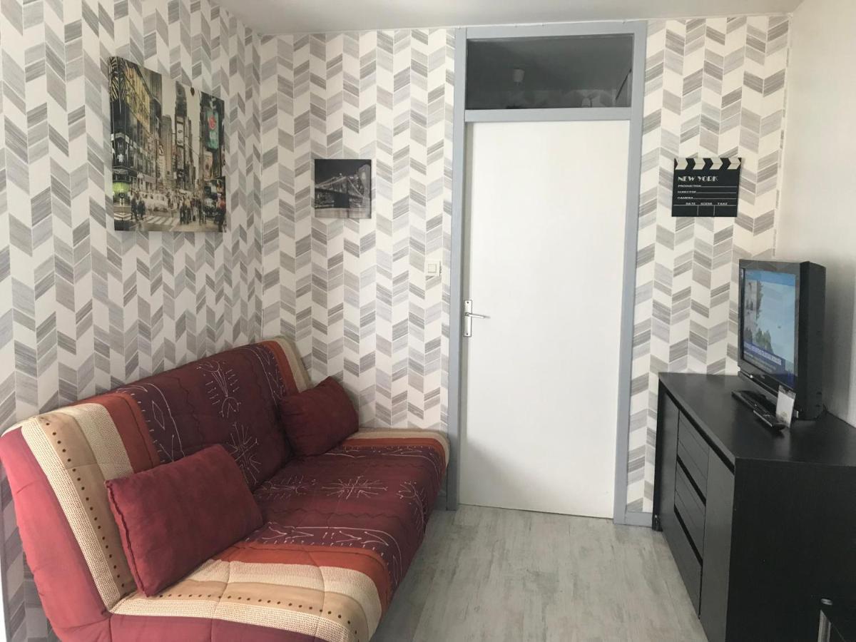 Une Petite Halte Apartment Кале Екстериор снимка